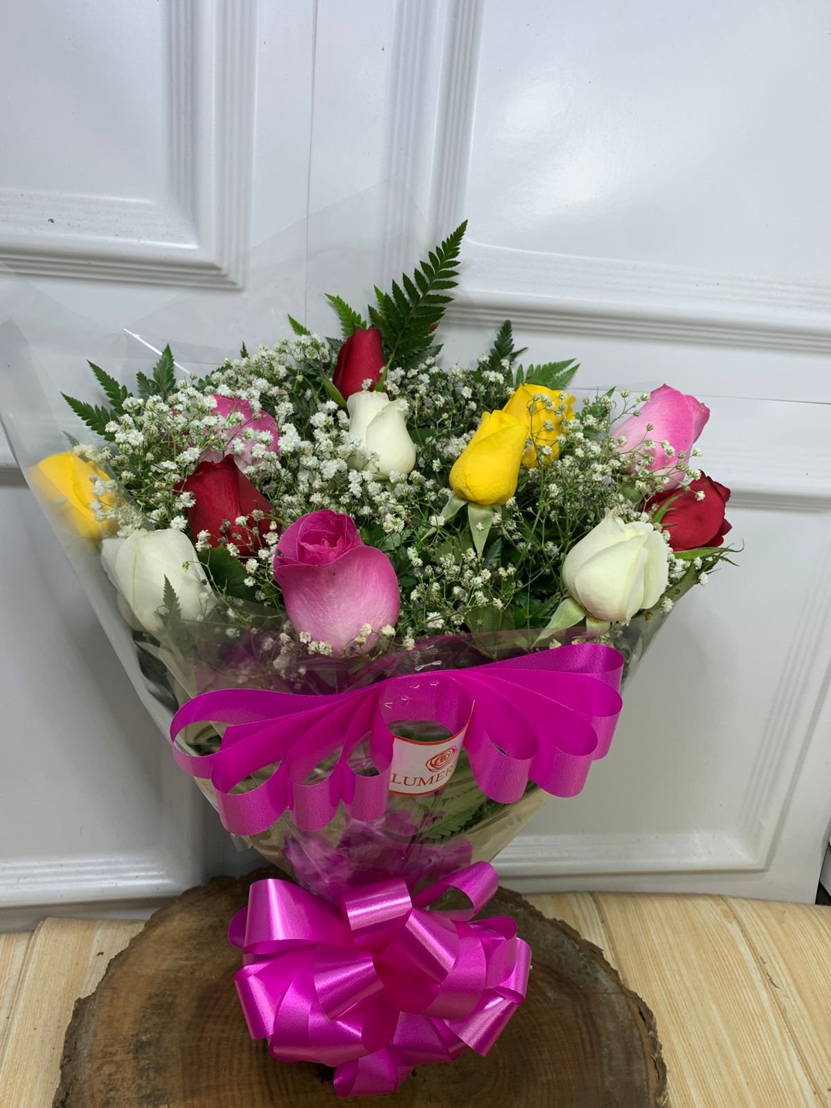 Buquê de 12 Rosas Coloridas