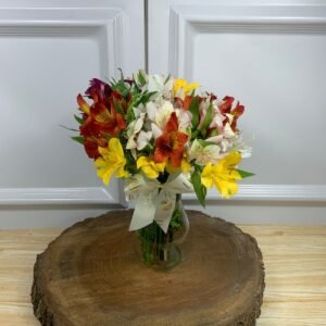 Alternative view of Vidro - Arranjo de 12 Astromélias Coloridas