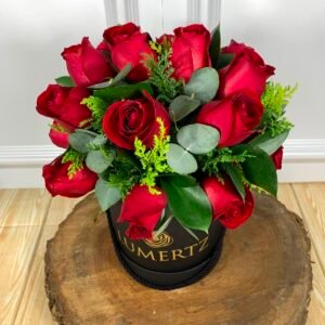 Alternative view of Box de 18 Rosas Vermelhas