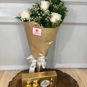 Buquê de 3 Rosas Brancas e Ferrero Rocher 8 Unidades