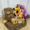 Kit - Buquê de Flores do Campo, Pelúcia 20cm, Ferrero Rocher 8 Unidades