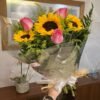 Buquê de 3 Girassóis e 3 Rosas Cor-De-Rosa