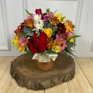 Arranjo de Flores do Campo em Cachepot de Cerâmica