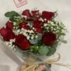 Buquê Moderno Com 10 Rosas Vermelhas