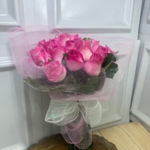 Alternative view of Buquê de 30 Rosas Cor-De-Rosa