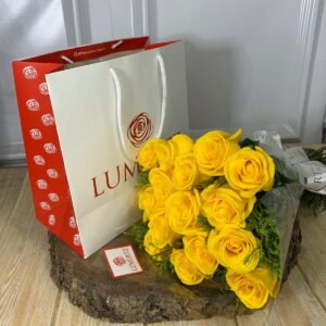 Buquê Na Sacola - 15 Rosas Amarelas