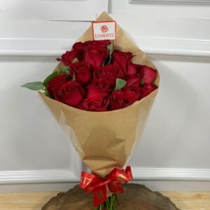 Buquê Papel Kraft Clean - 20 Rosas Vermelhas