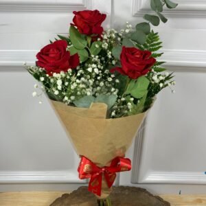 Buquê Eterno - Buquê de 3 Rosas Vermelhas ARTIFICIAIS