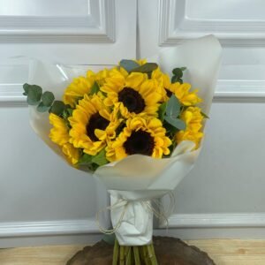 Buquê de 12 Girassóis Minimalista