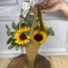 Buquê Na Sacolinha Kraft - 3 Girassóis
