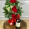Arranjo de 3 Rosas Vermelhas Abertas e Mini Vinho Casillero Cabernet Sauvignon 375ml